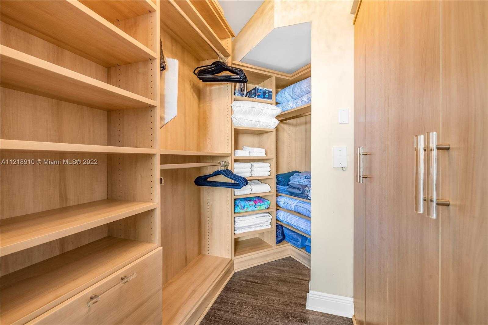 Small Image of 6365 COLLINS AVE #3807, Miami Beach Number 19