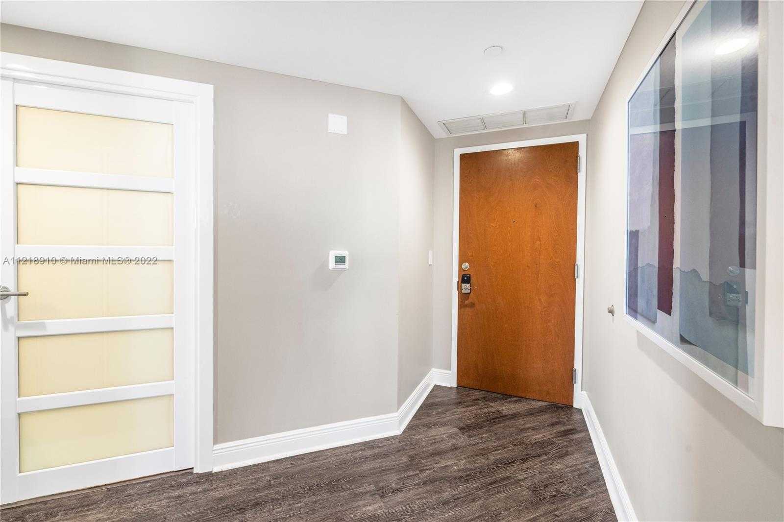Small Image of 6365 COLLINS AVE #3807, Miami Beach Number 2