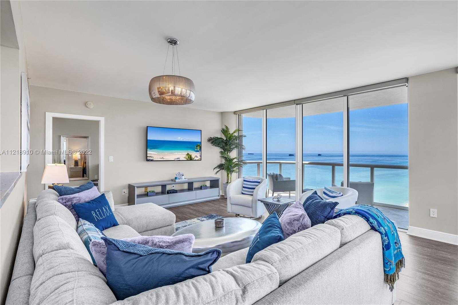 Small Image of 6365 COLLINS AVE #3807, Miami Beach Number 6