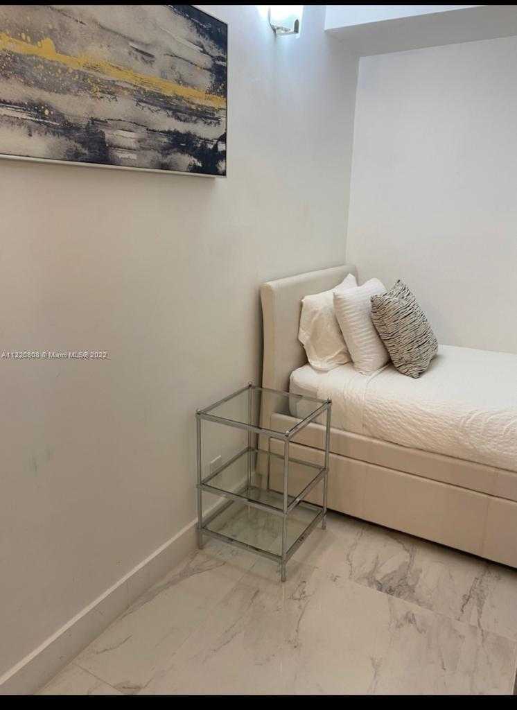 Small Image of 2301 COLLINS AVE #1503, Miami Beach Number 16
