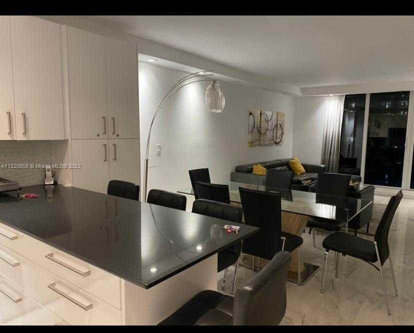 Small Image of 2301 COLLINS AVE #1503, Miami Beach Number 4