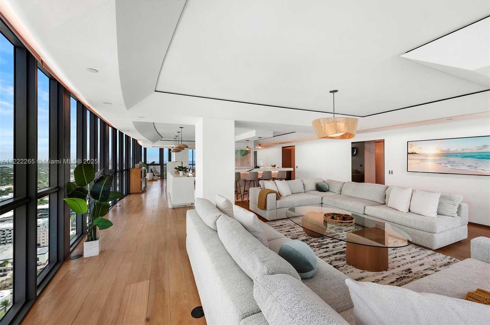 Small Image of 101 #3601, Miami Beach Number 4