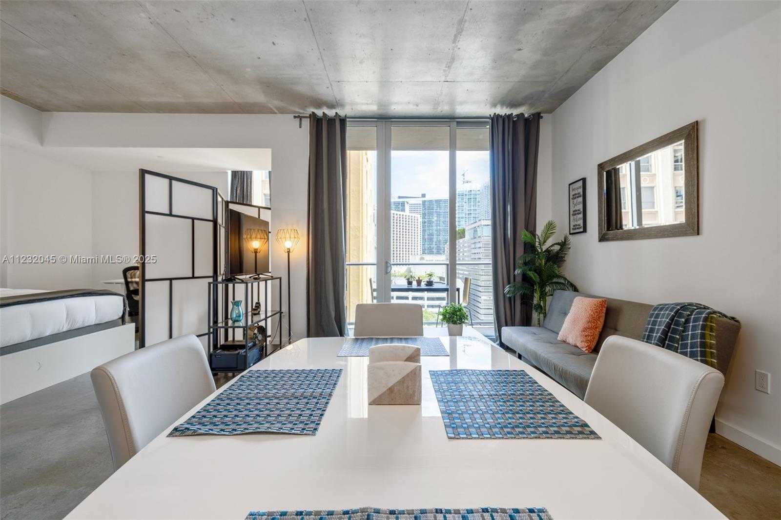 Small Image of 151 SOUTH EAST 1ST ST #809, Miami Number 11