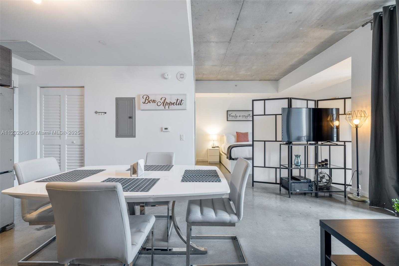 Small Image of 151 SOUTH EAST 1ST ST #809, Miami Number 12