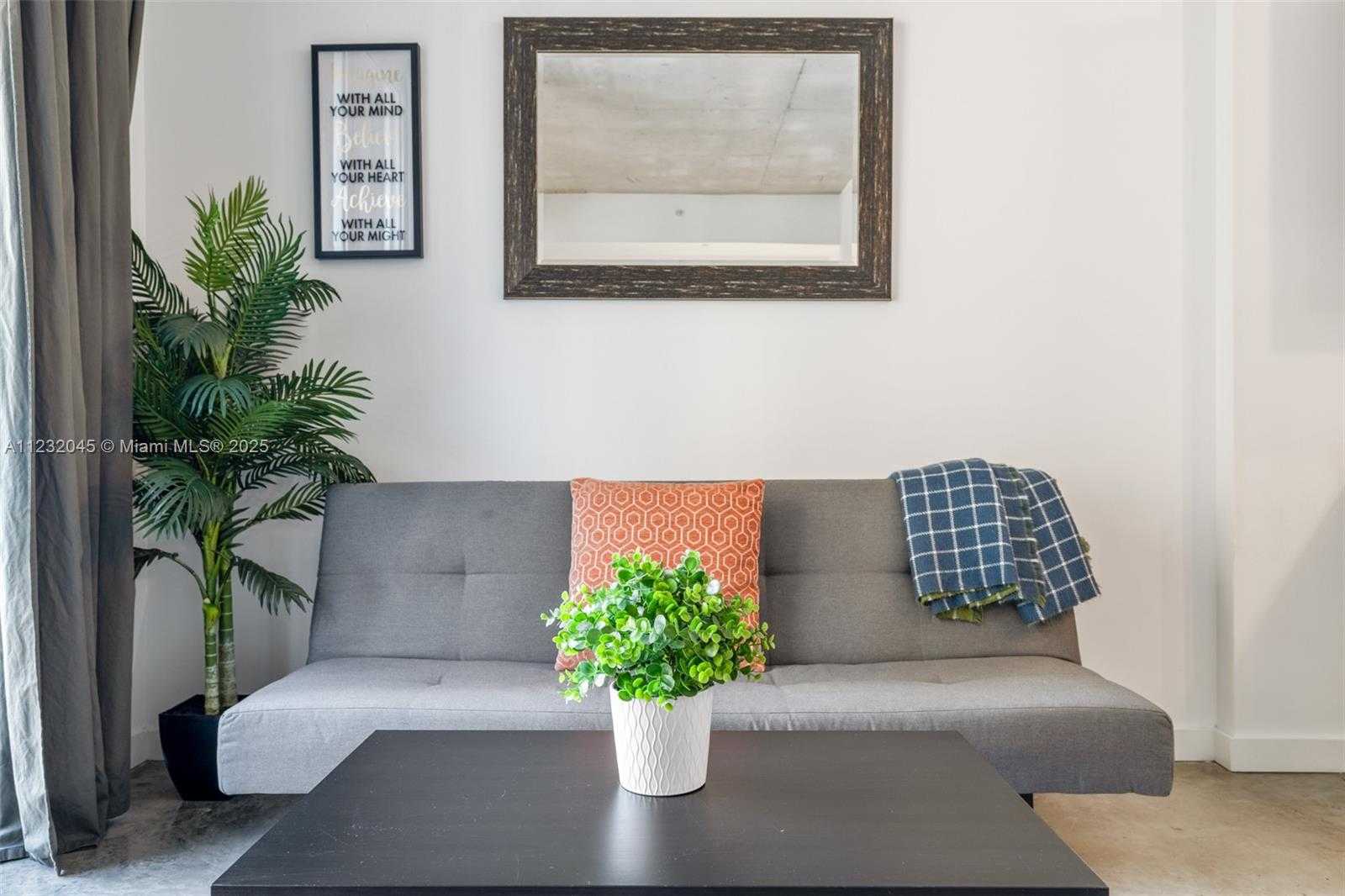 Small Image of 151 SOUTH EAST 1ST ST #809, Miami Number 3