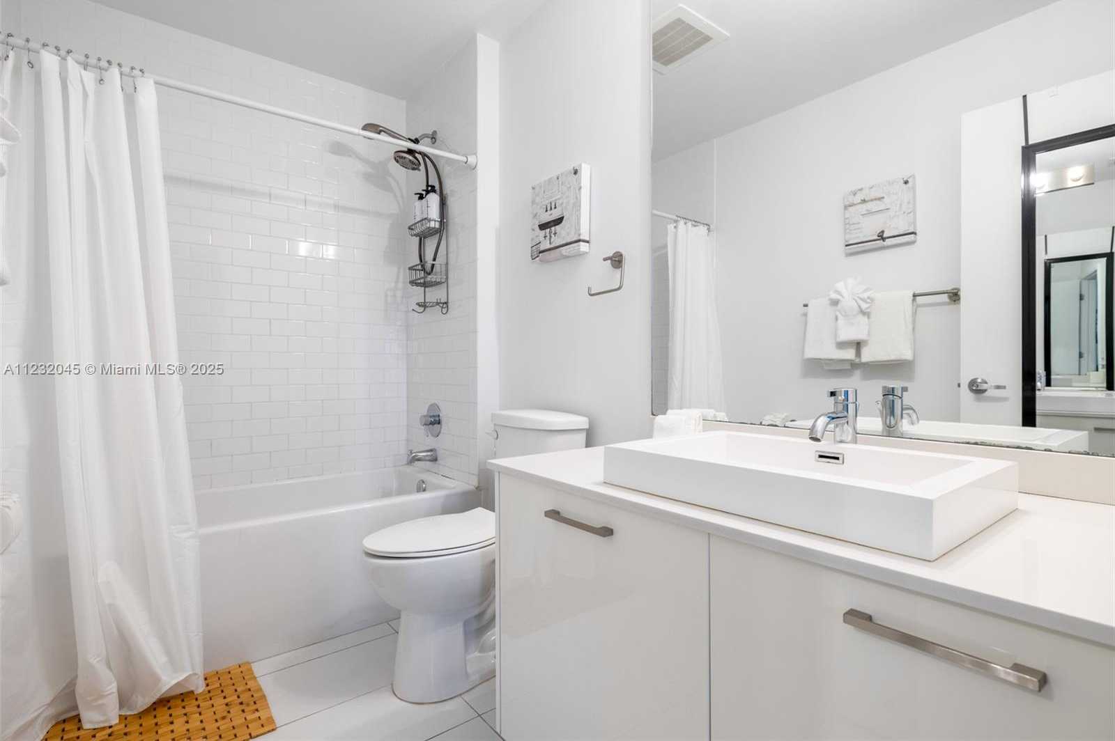 Small Image of 151 SOUTH EAST 1ST ST #809, Miami Number 31