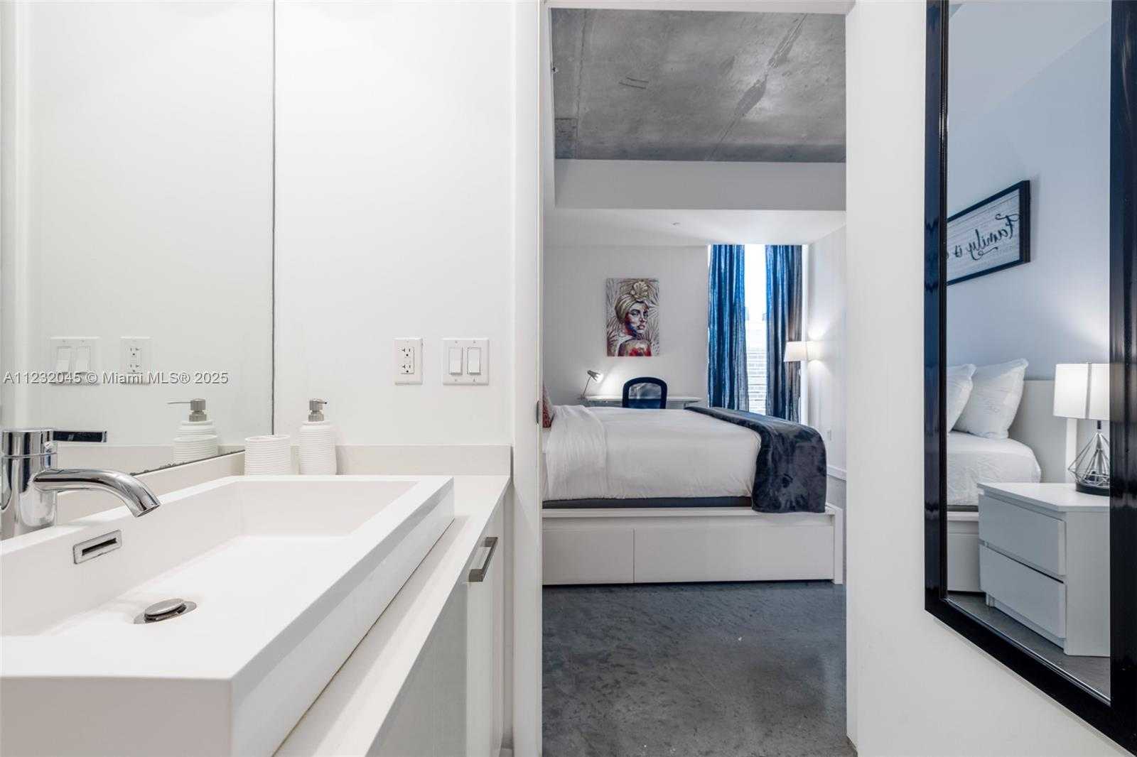Small Image of 151 SOUTH EAST 1ST ST #809, Miami Number 34