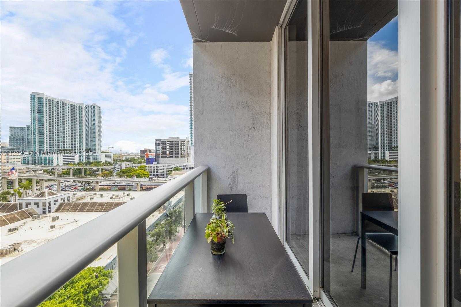Small Image of 151 SOUTH EAST 1ST ST #809, Miami Number 7