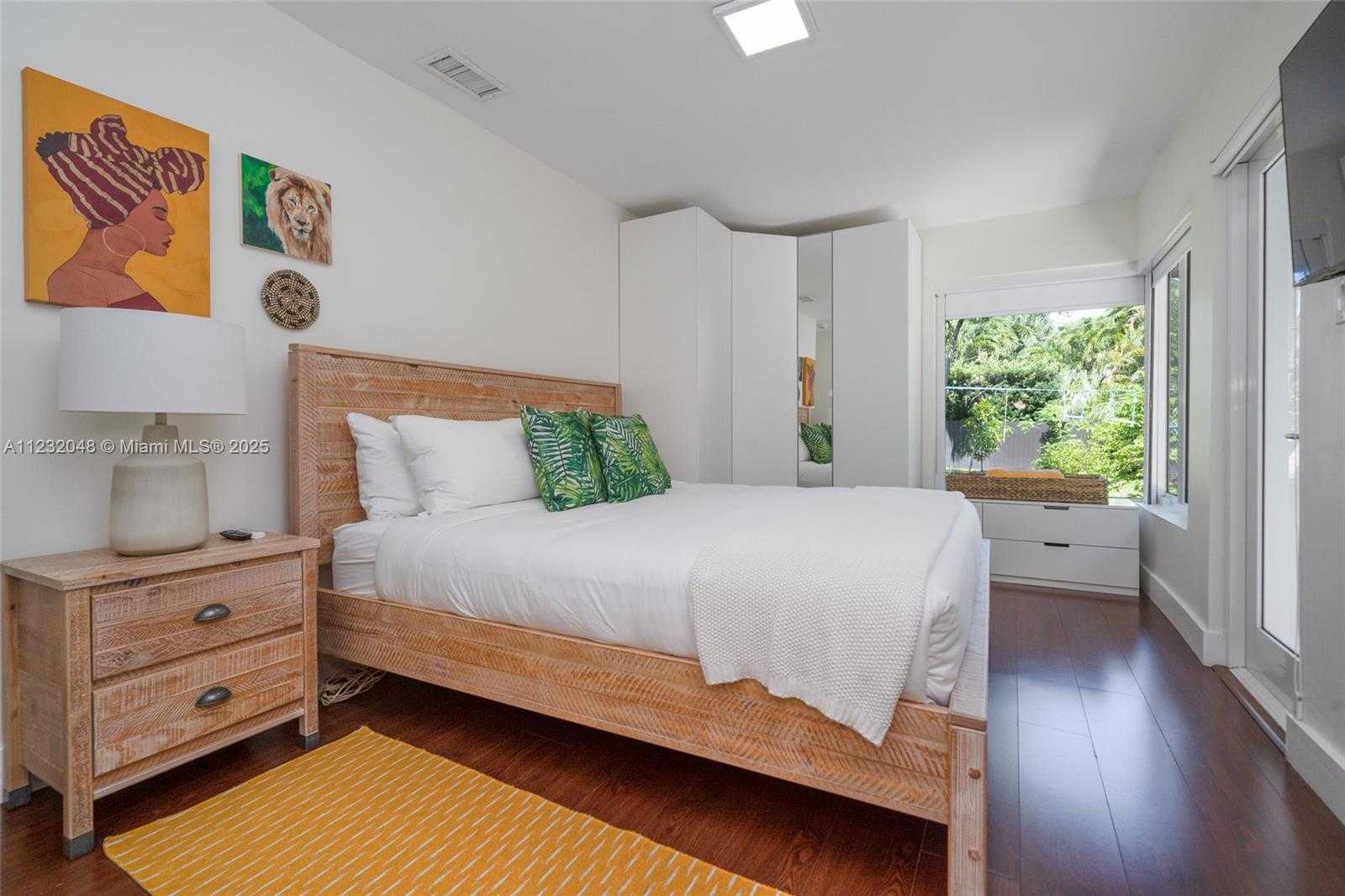 Small Image of 7544 SOUTH WEST 78TH TER, Miami Number 36