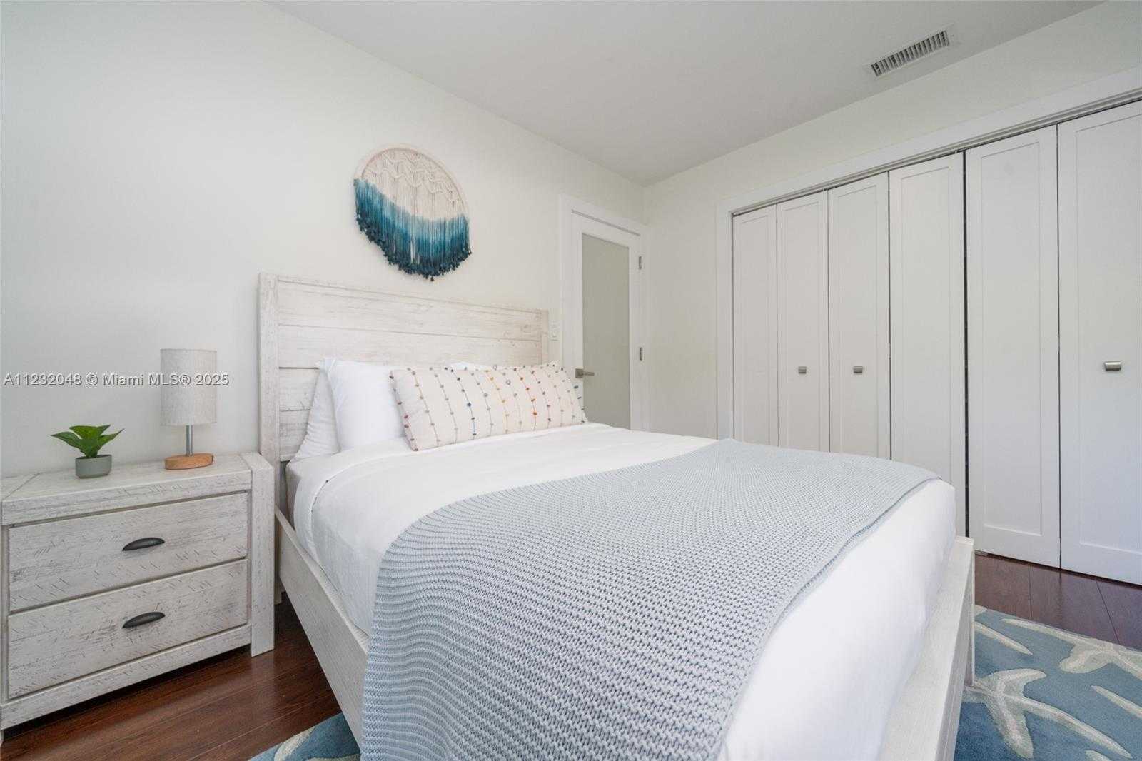Small Image of 7544 SOUTH WEST 78TH TER, Miami Number 46