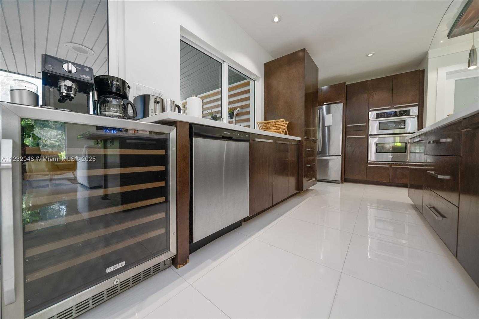 Small Image of 7544 SOUTH WEST 78TH TER, Miami Number 9