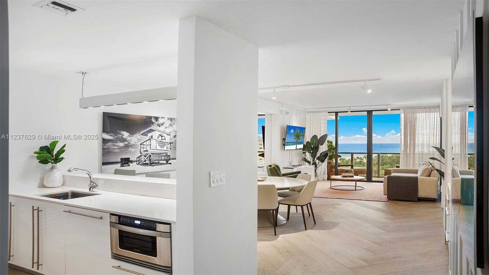 Small Image of 2201 COLLINS AVE #804, Miami Beach Number 11