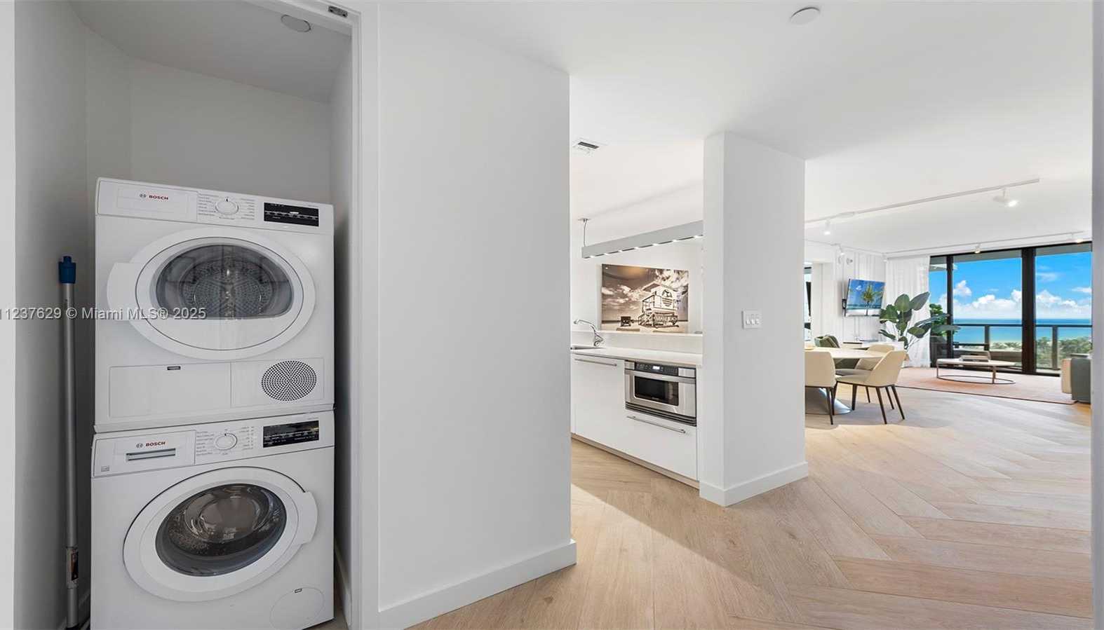Small Image of 2201 COLLINS AVE #804, Miami Beach Number 15
