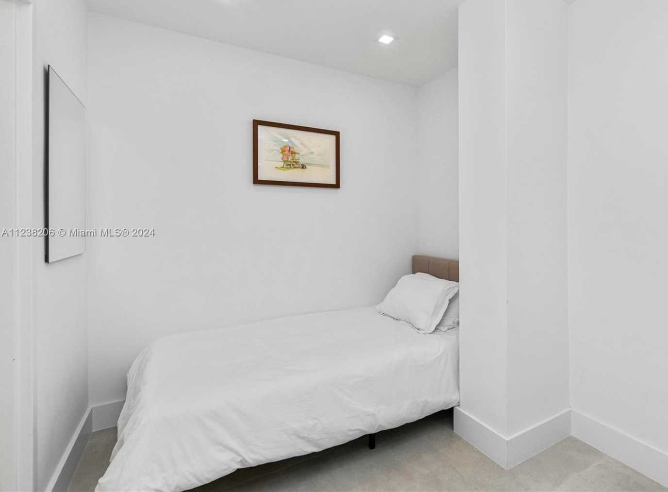 Small Image of 100 LINCOLN RD #1608, Miami Beach Number 11