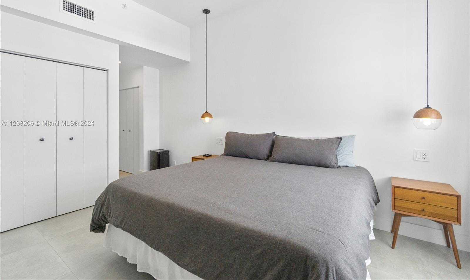 Small Image of 100 LINCOLN RD #1608, Miami Beach Number 15