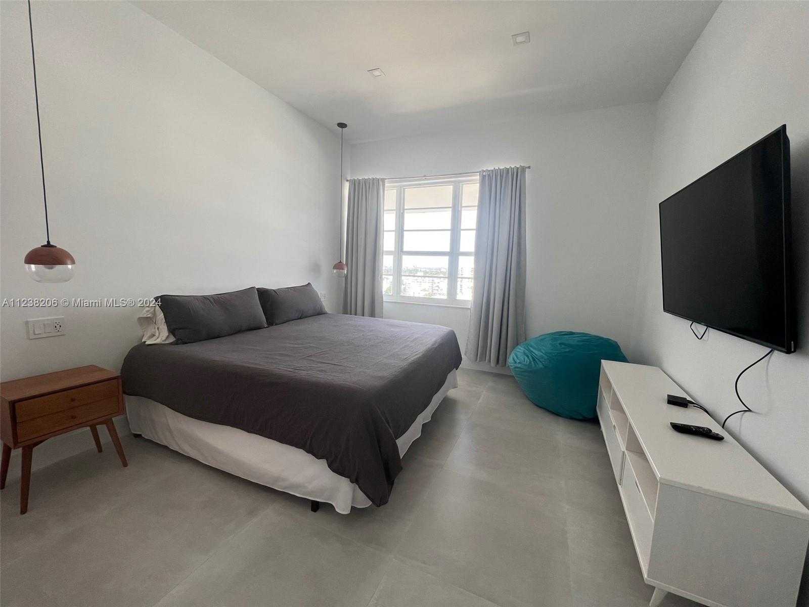 Small Image of 100 LINCOLN RD #1608, Miami Beach Number 8