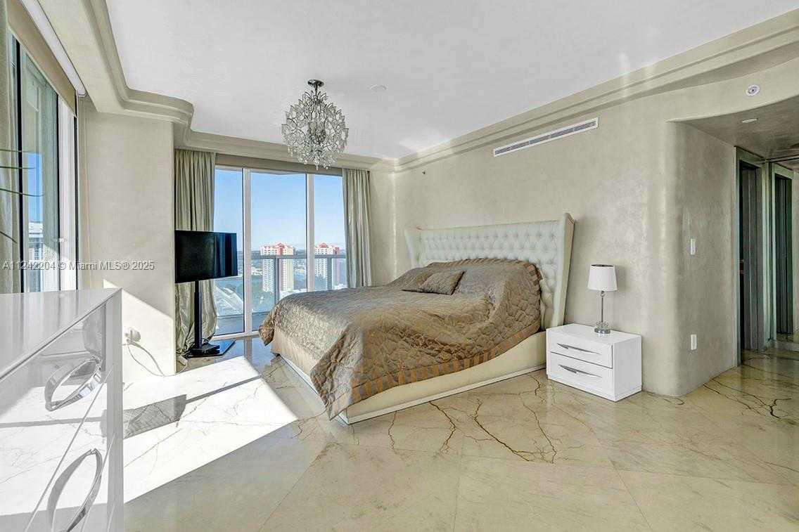 Small Image of 16699 COLLINS AVE #2508, Sunny Isles Beach Number 12