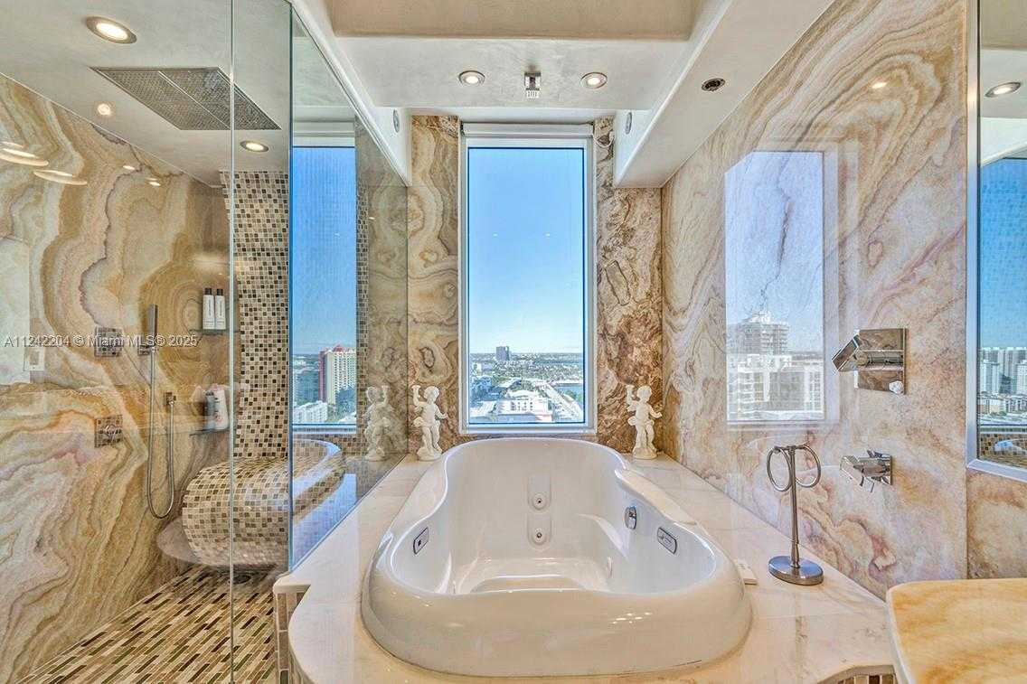 Small Image of 16699 COLLINS AVE #2508, Sunny Isles Beach Number 17
