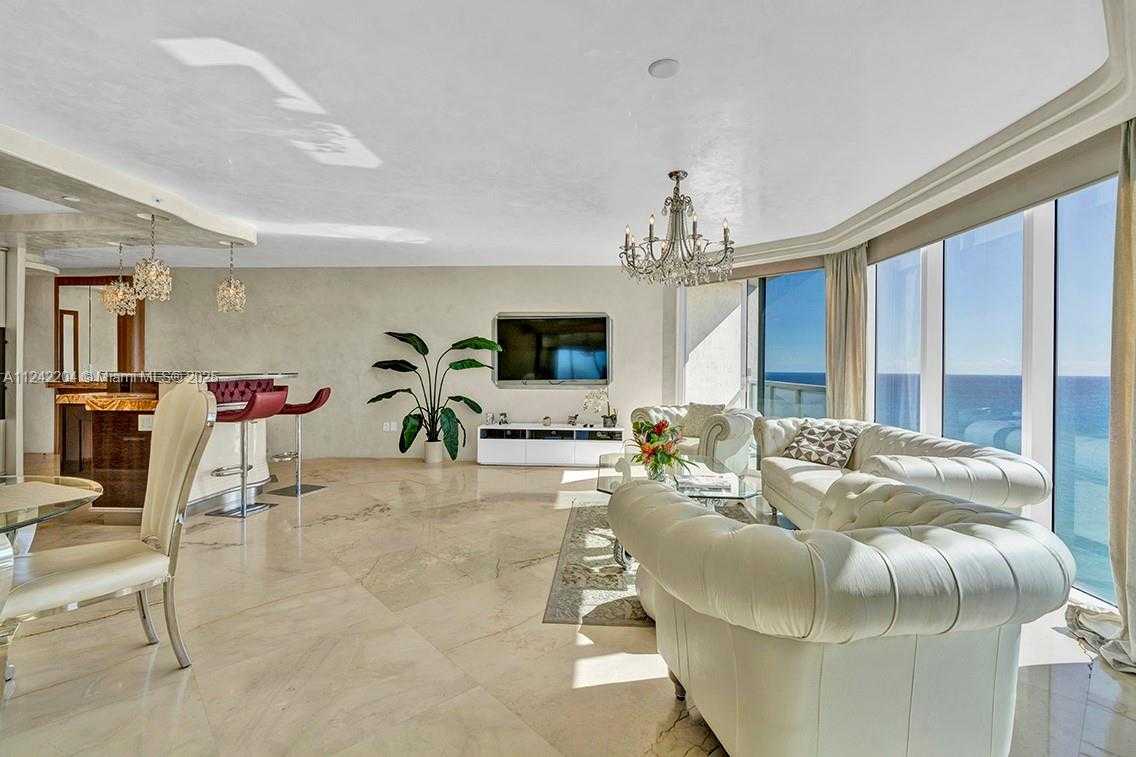 Small Image of 16699 COLLINS AVE #2508, Sunny Isles Beach Number 5