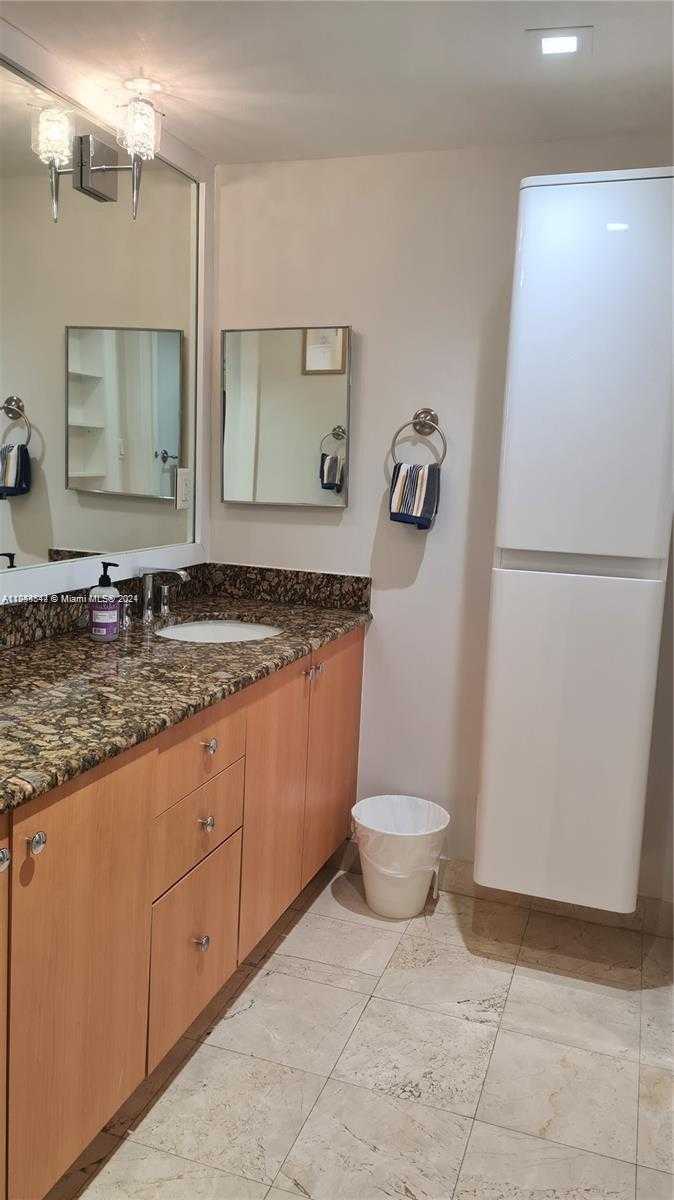 Small Image of 6917 COLLINS AVE #809, Miami Beach Number 21