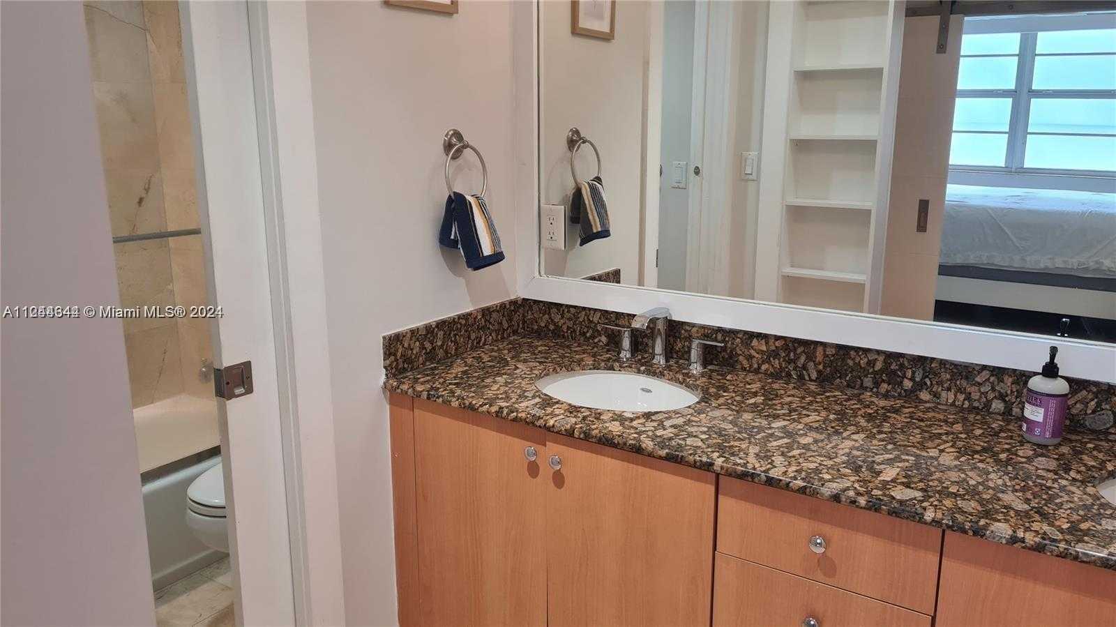 Small Image of 6917 COLLINS AVE #809, Miami Beach Number 22