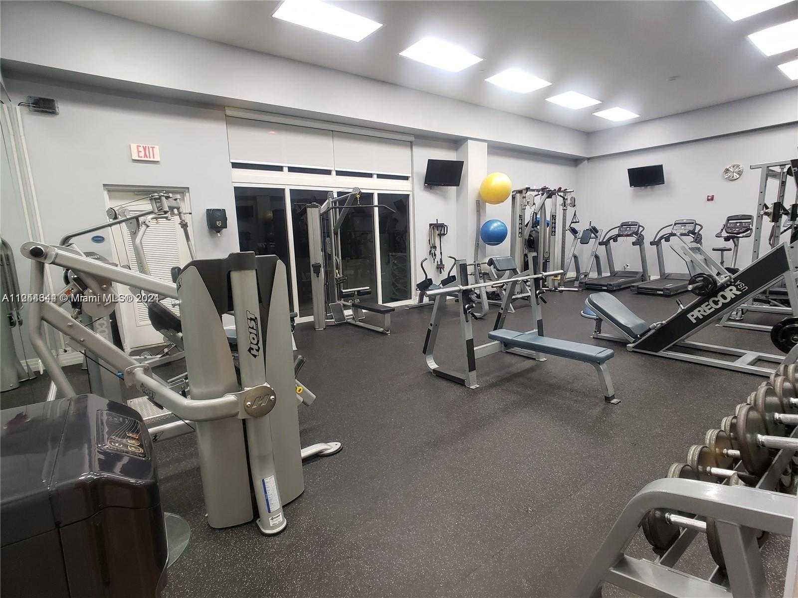 Small Image of 6917 COLLINS AVE #809, Miami Beach Number 35