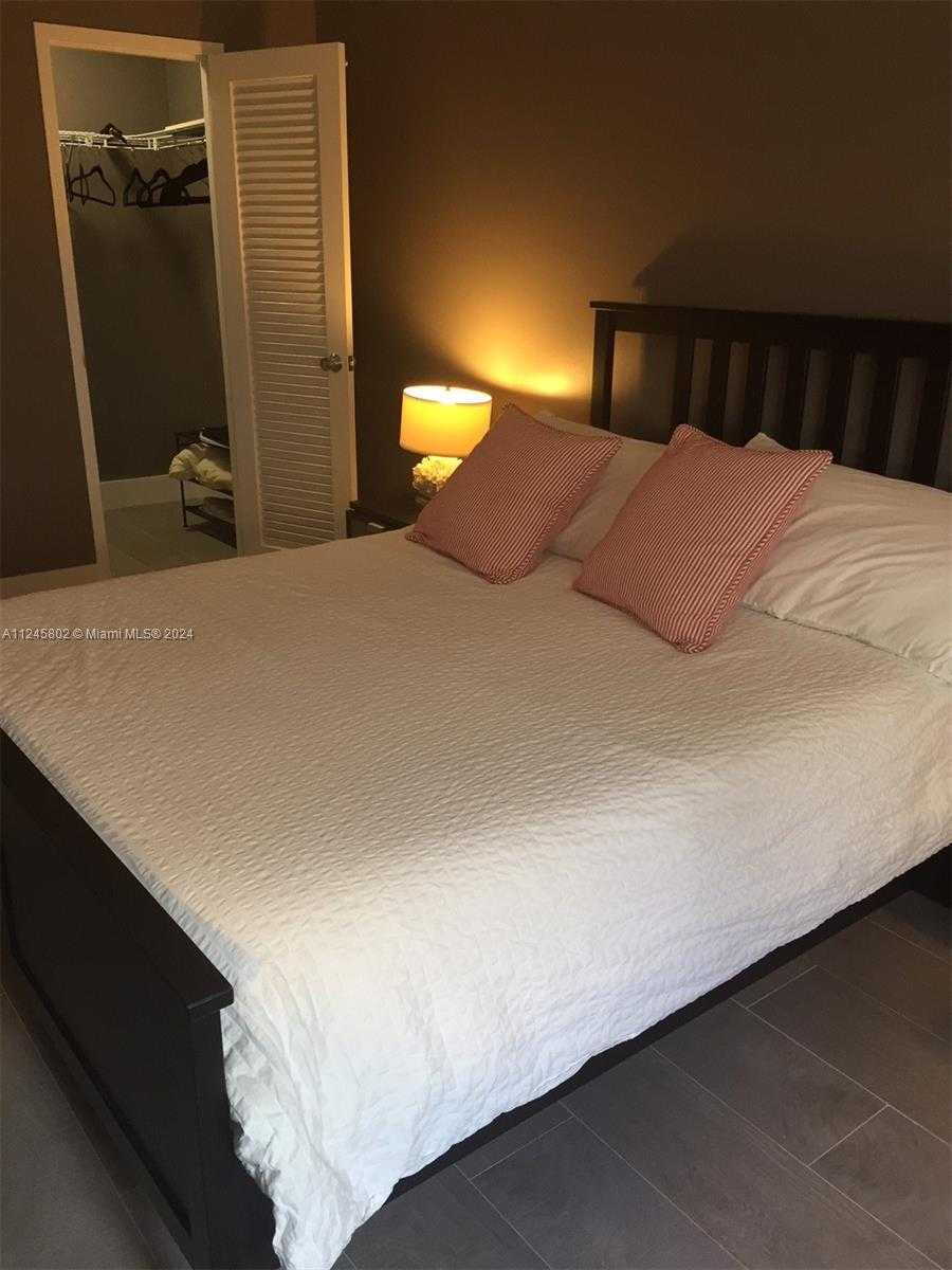 Small Image of 100 LINCOLN RD #314 B, Miami Beach Number 18