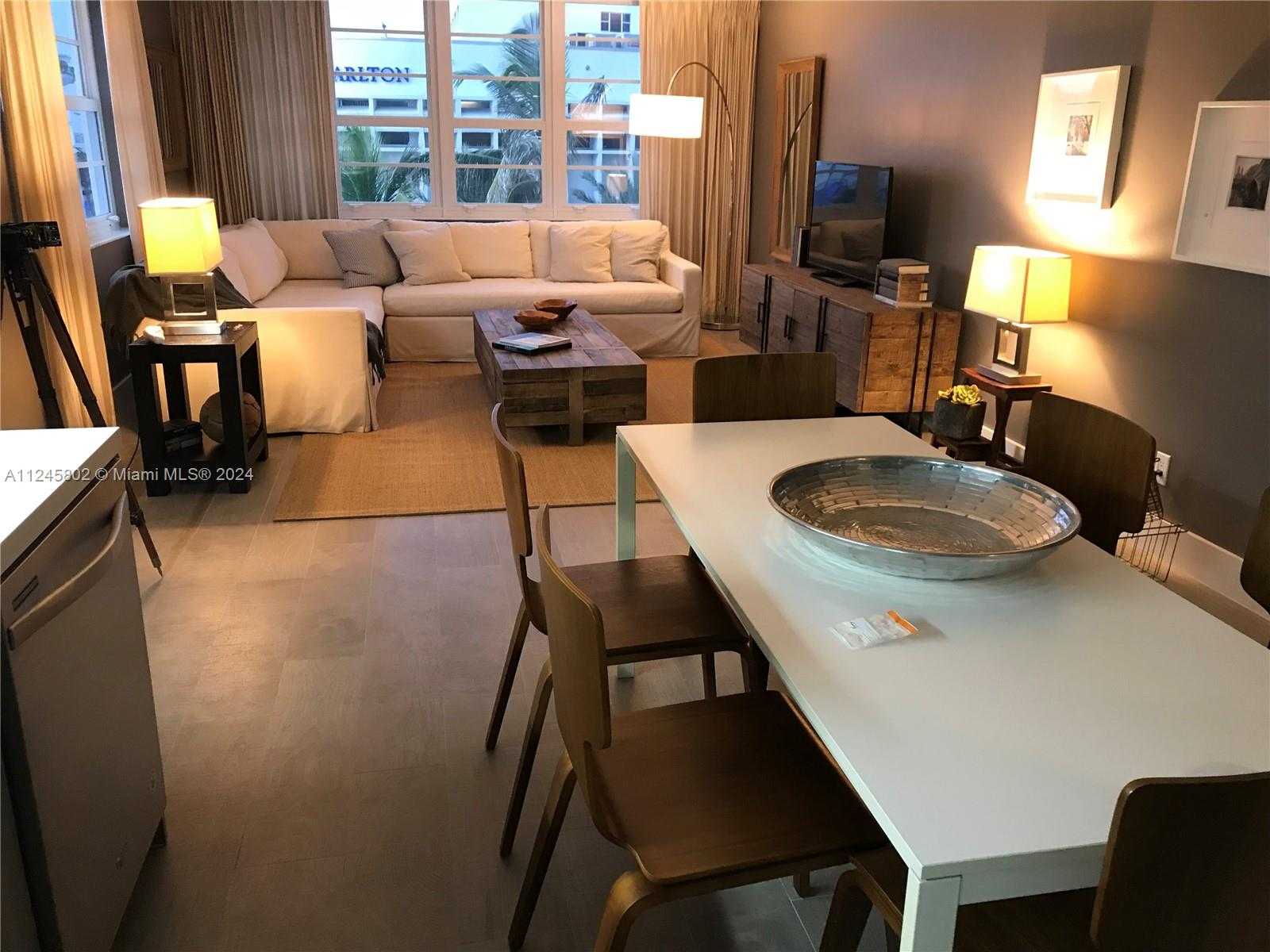 Small Image of 100 LINCOLN RD #314 B, Miami Beach Number 2