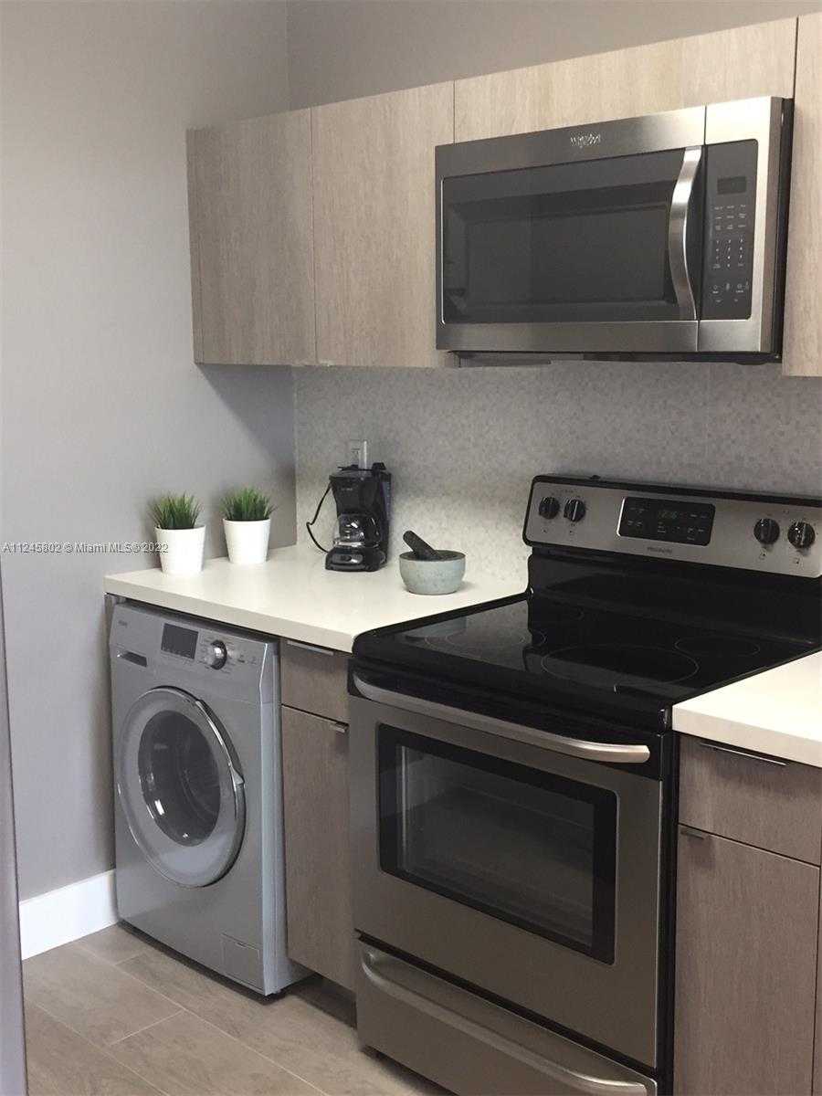 Small Image of 100 LINCOLN RD #314 B, Miami Beach Number 9