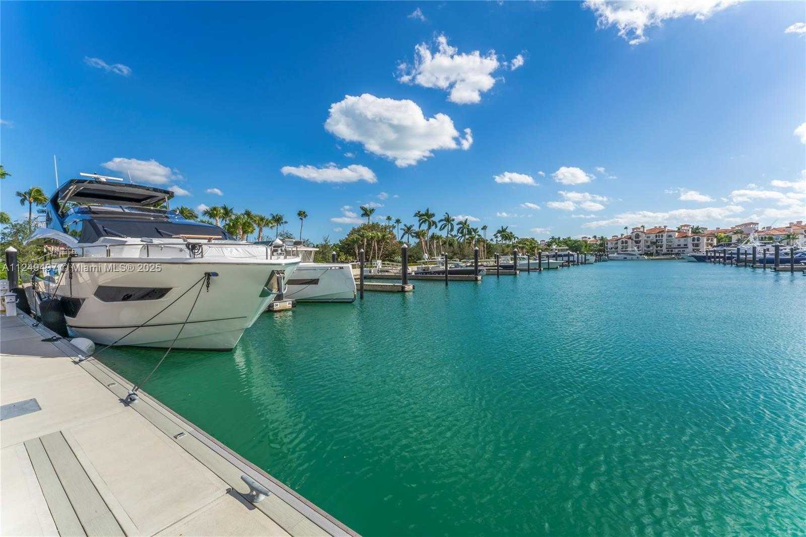 Small Image of 41217 FISHER ISLAND DR #41217, Miami Beach Number 15