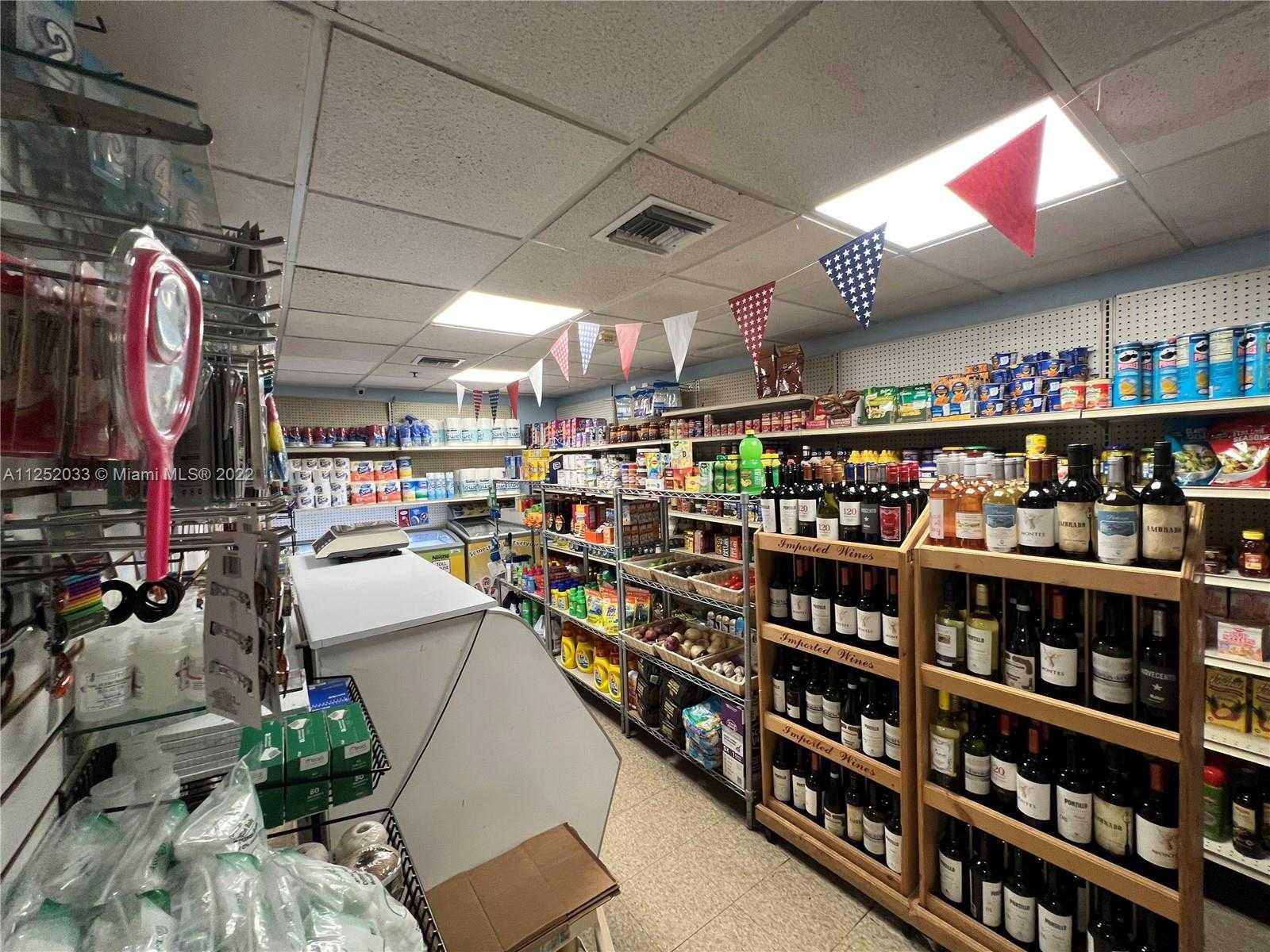 Small Image of 5161 COLLINS AV #309, Miami Beach Number 29