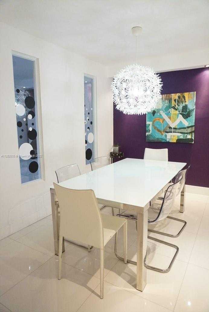 Small Image of 5161 COLLINS AV #309, Miami Beach Number 5