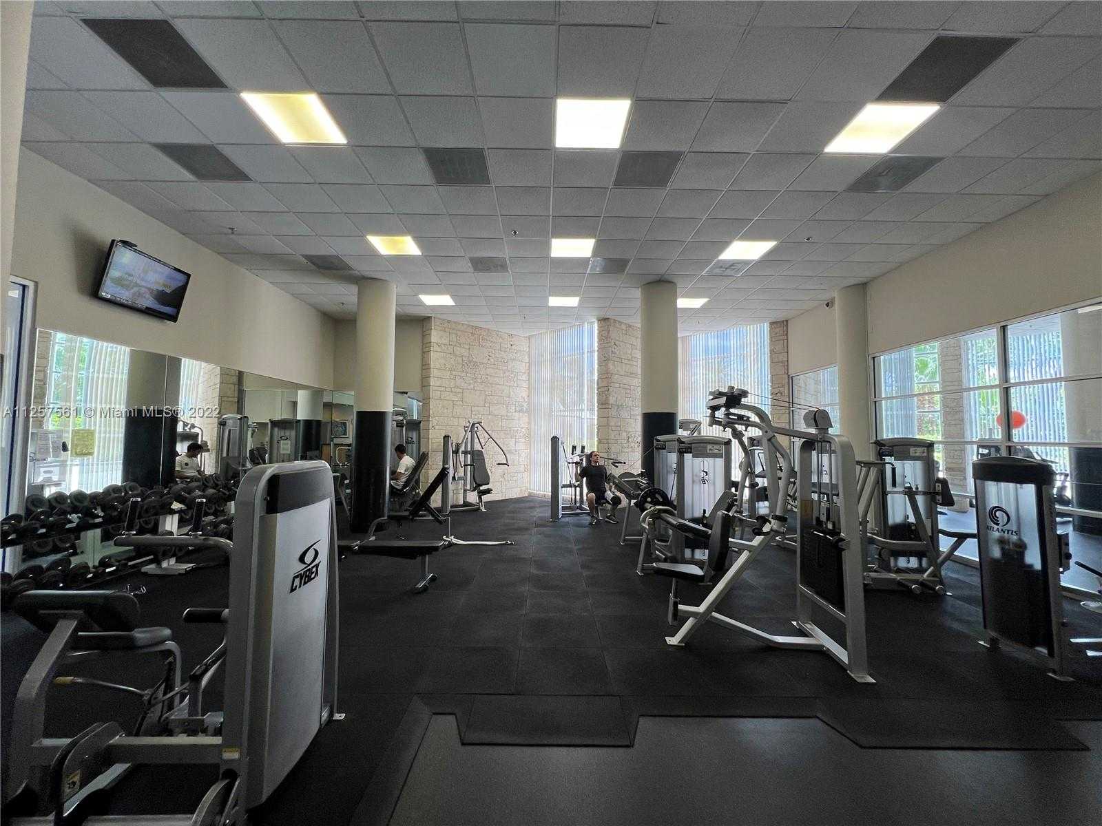 Small Image of 5151 COLLINS AVE #725, Miami Beach Number 27