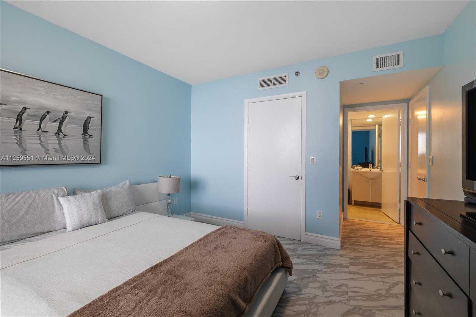 Small Image of 1830 SOUTH OCEAN DR #4403, Hallandale Beach Number 19