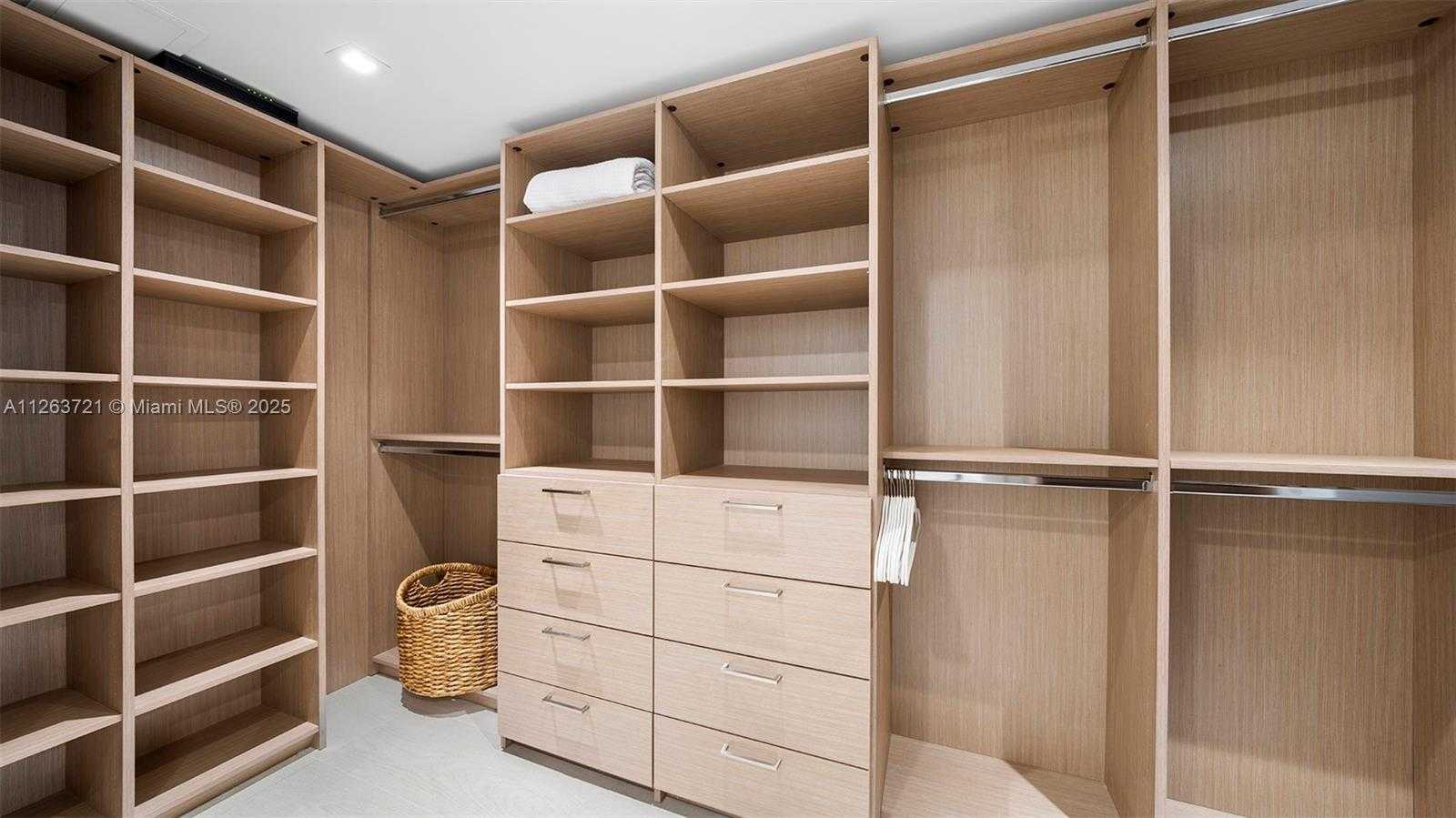 Small Image of 2301 COLLINS AVE #641, Miami Beach Number 30