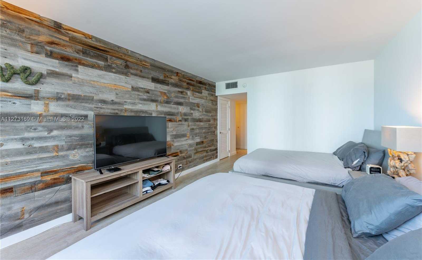 Small Image of 2301 COLLINS AVE #716, Miami Beach Number 17