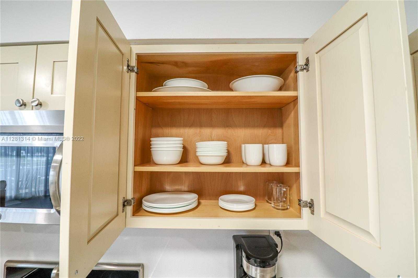 Small Image of 5161 COLLINS AVE #404, Miami Beach Number 53