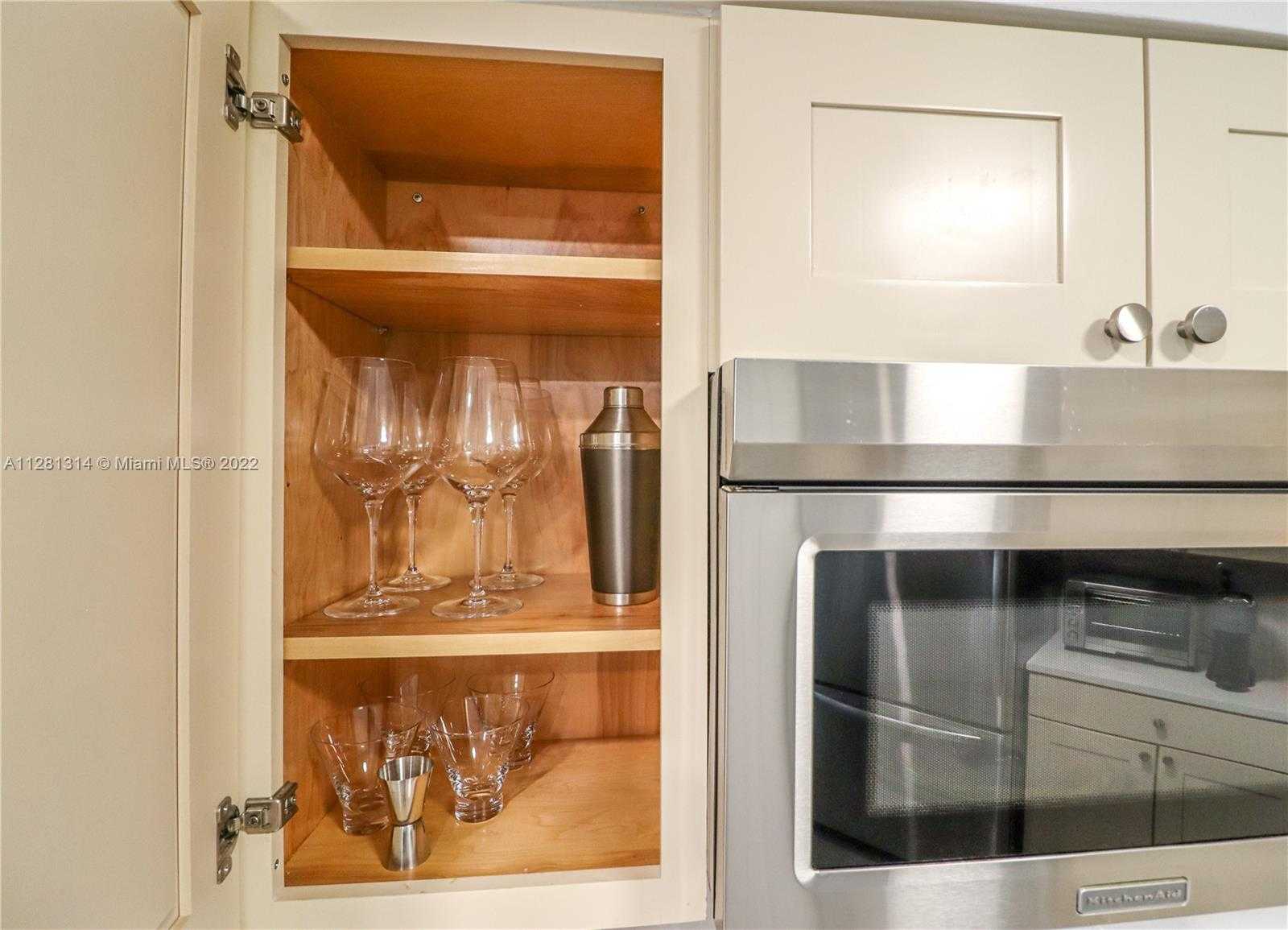 Small Image of 5161 COLLINS AVE #404, Miami Beach Number 56