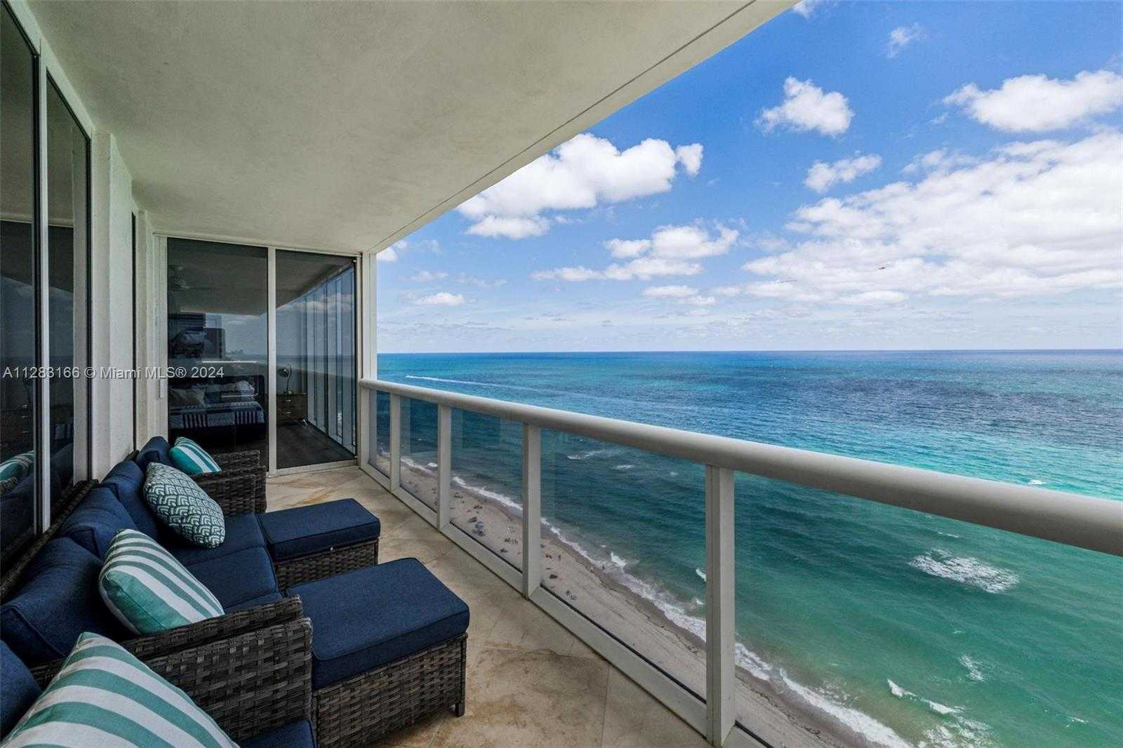 Small Image of 1830 SOUTH OCEAN DR #2102, Hallandale Beach Number 21