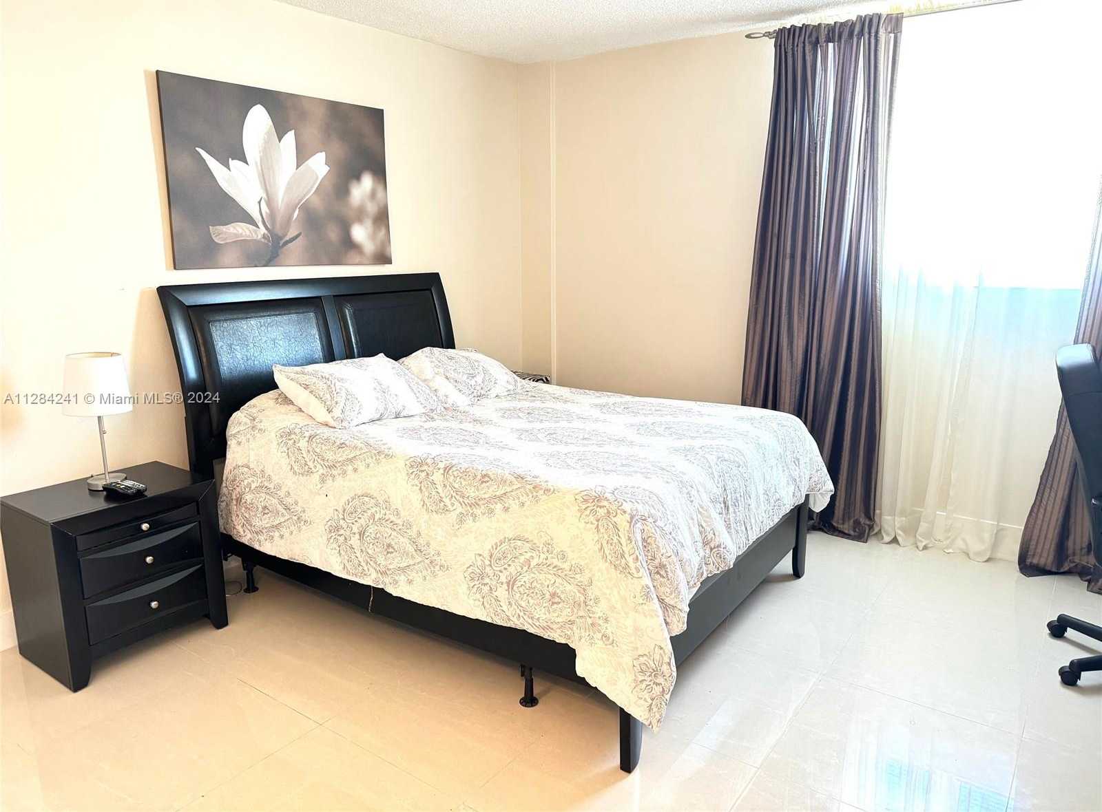 Small Image of 3901 SOUTH OCEAN DR #8E, Hollywood Number 11