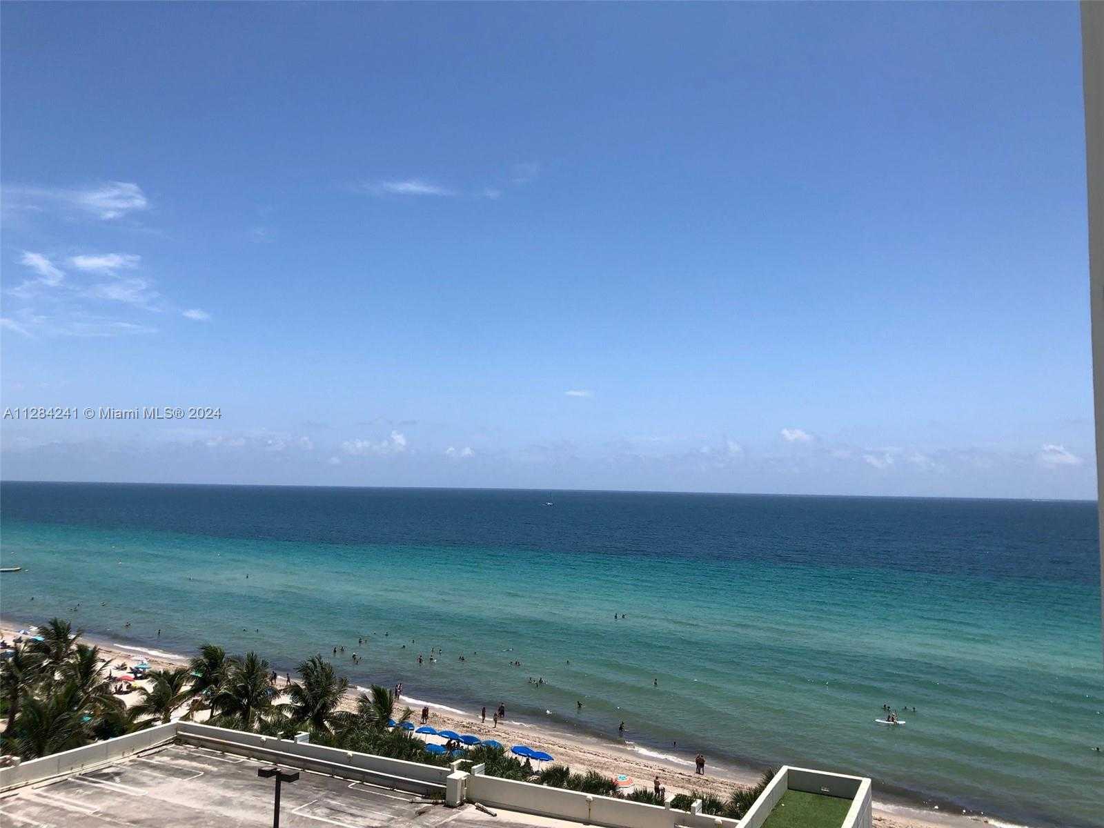 Small Image of 3901 SOUTH OCEAN DR #8E, Hollywood Number 5