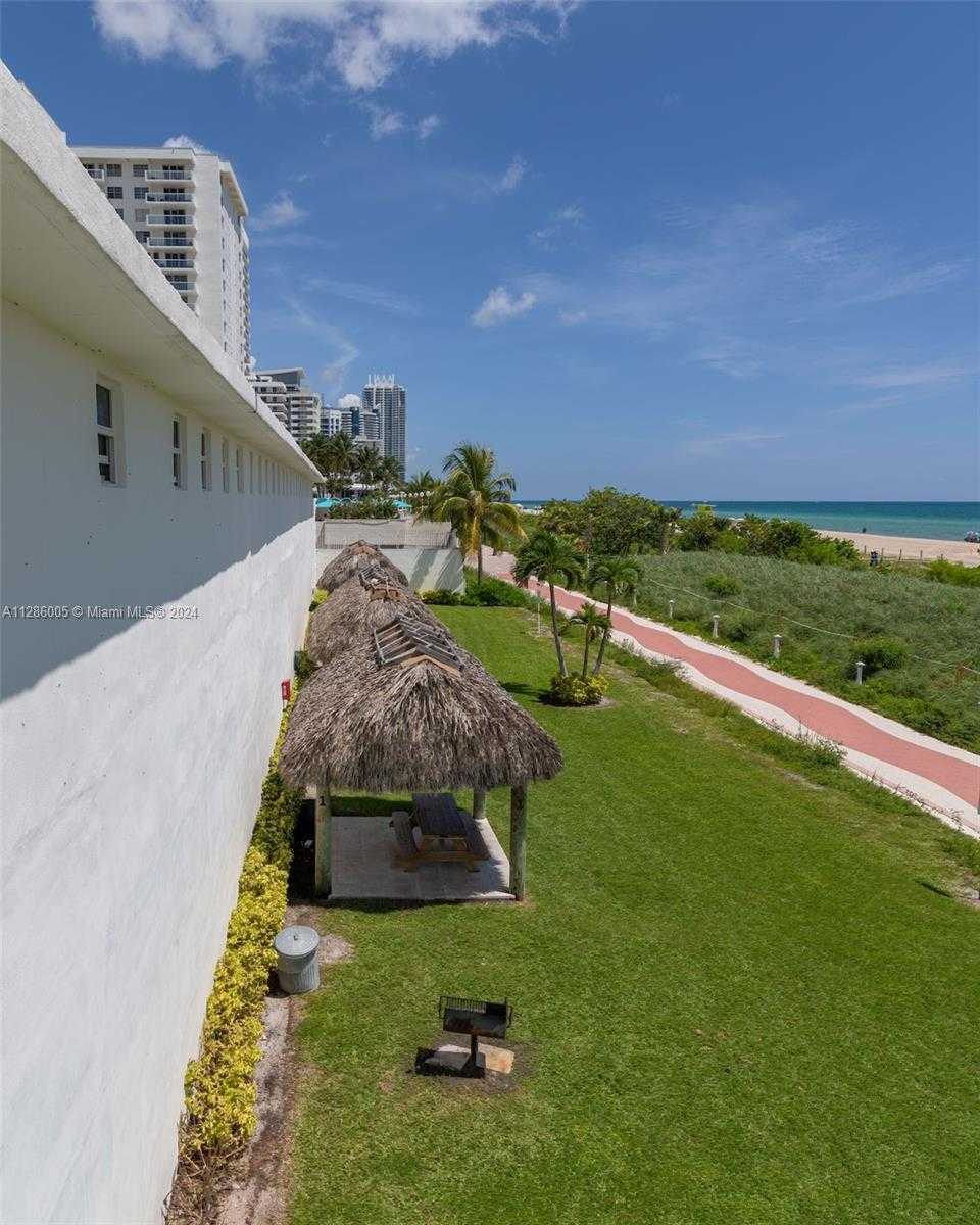 Small Image of 5601 COLLINS AVE #1206, Miami Beach Number 22