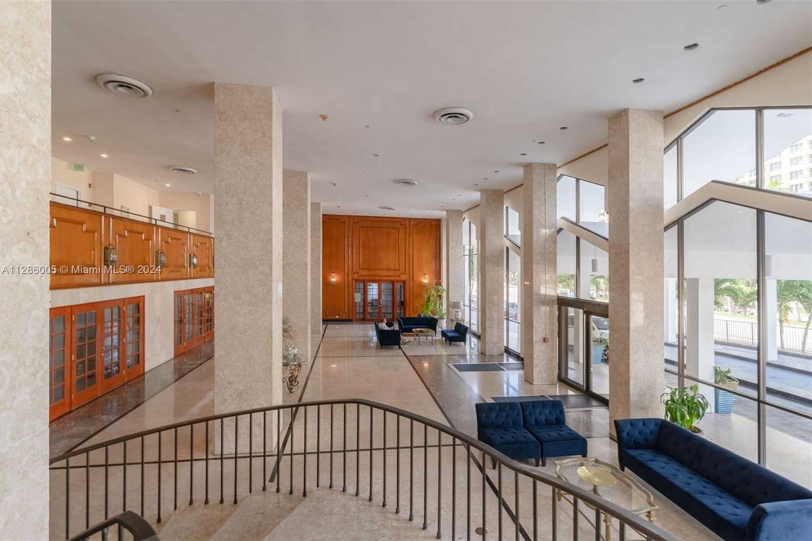 Small Image of 5601 COLLINS AVE #1206, Miami Beach Number 25