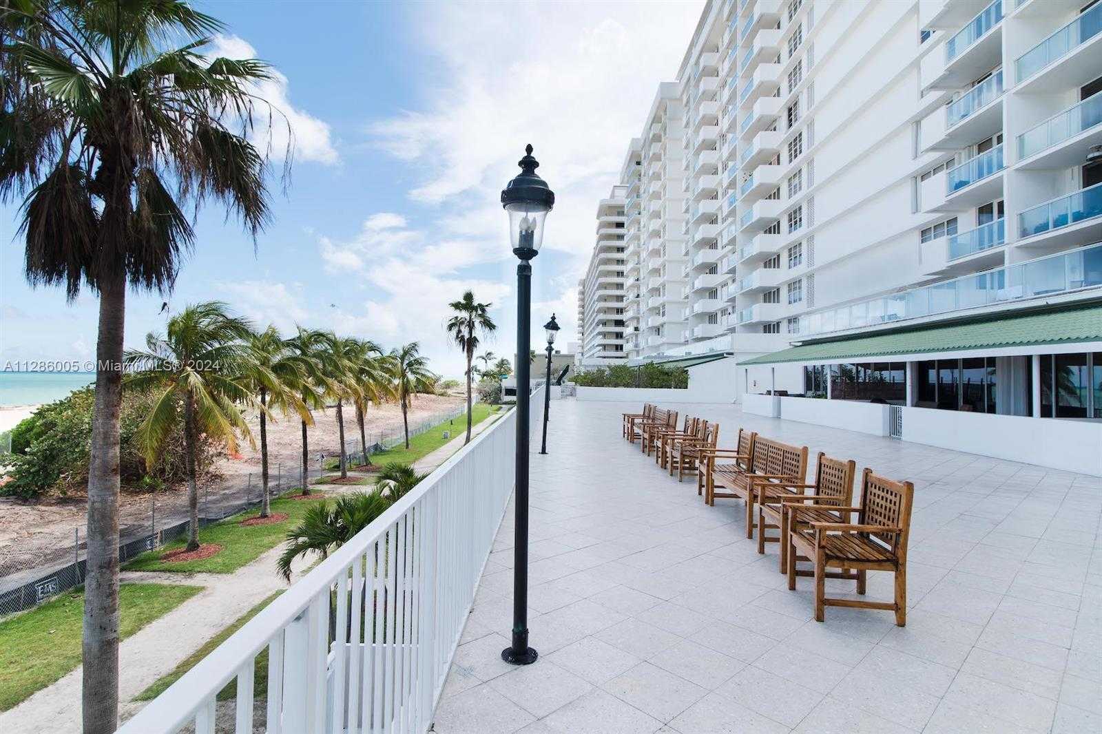 Small Image of 5601 COLLINS AVE #1206, Miami Beach Number 38