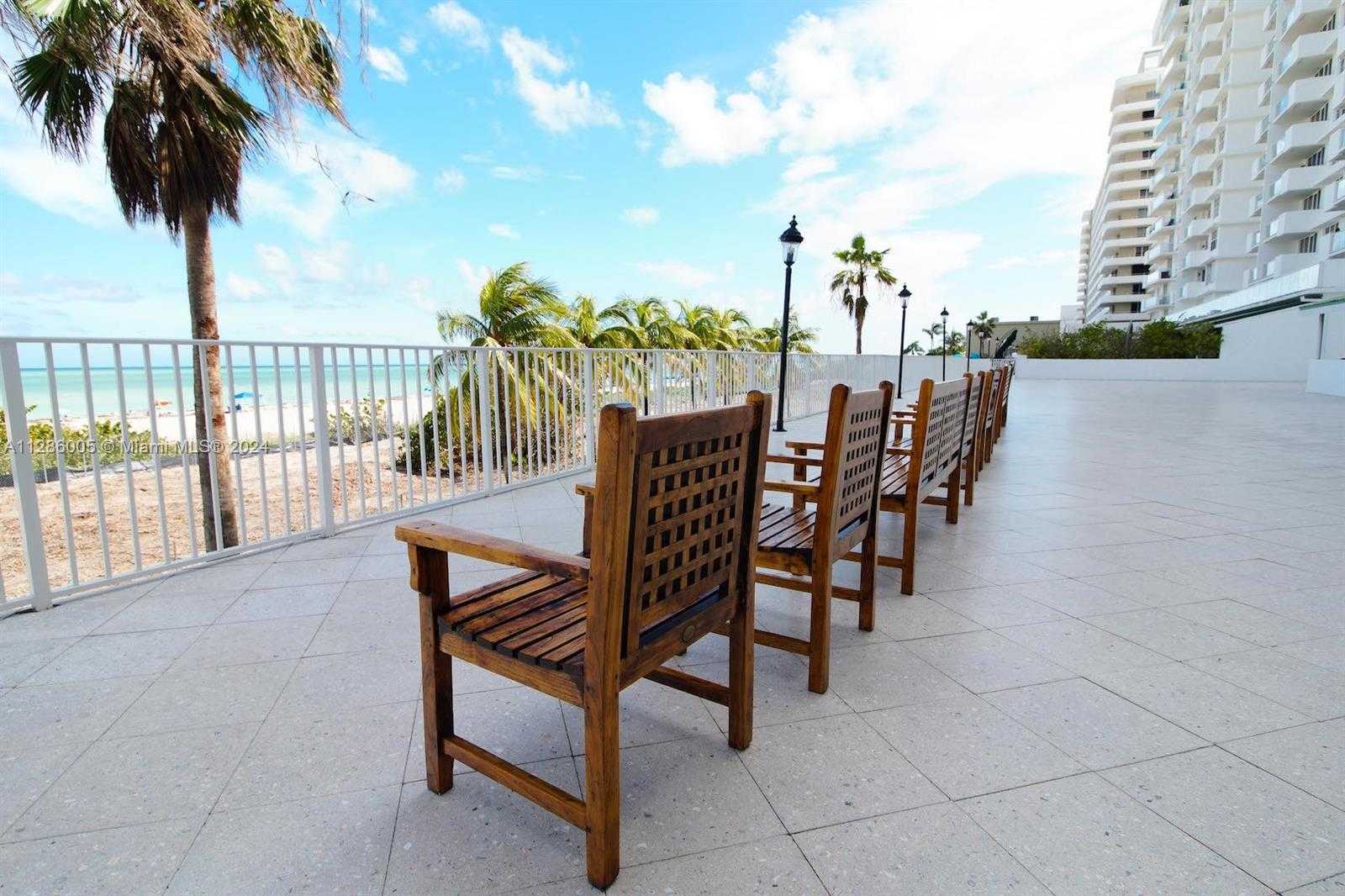 Small Image of 5601 COLLINS AVE #1206, Miami Beach Number 39