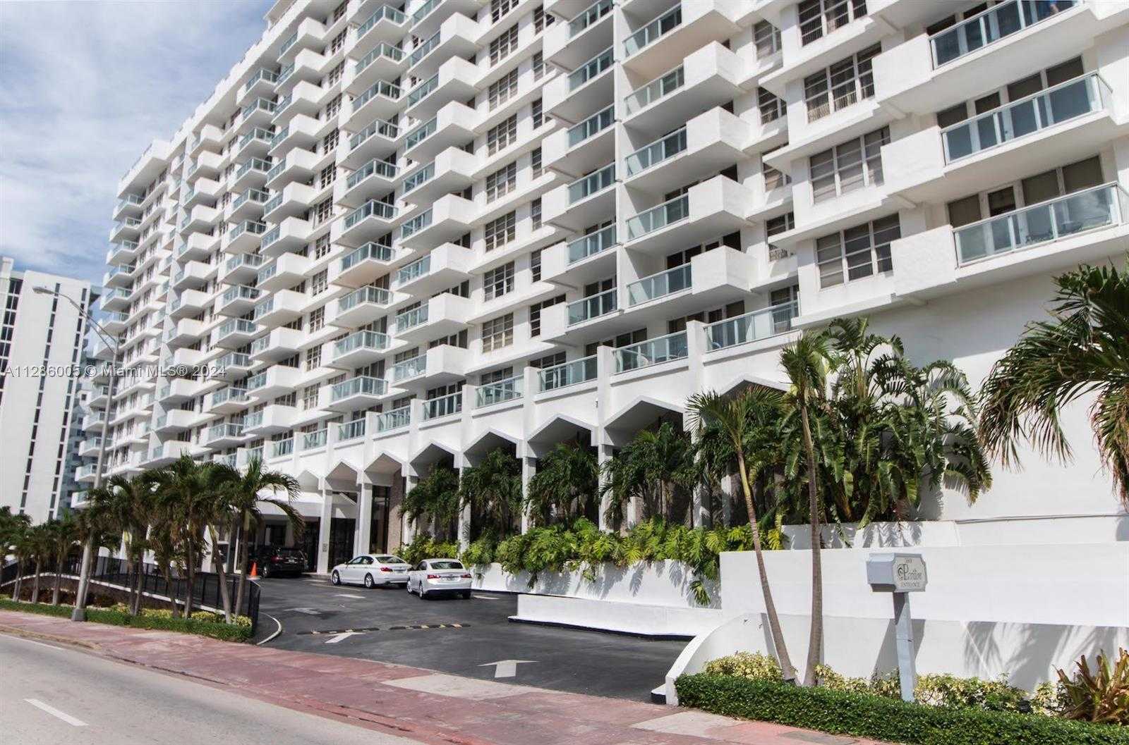 Small Image of 5601 COLLINS AVE #1206, Miami Beach Number 43