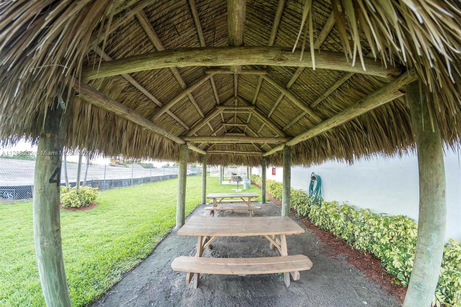 Small Image of 5601 COLLINS AVE #1206, Miami Beach Number 49