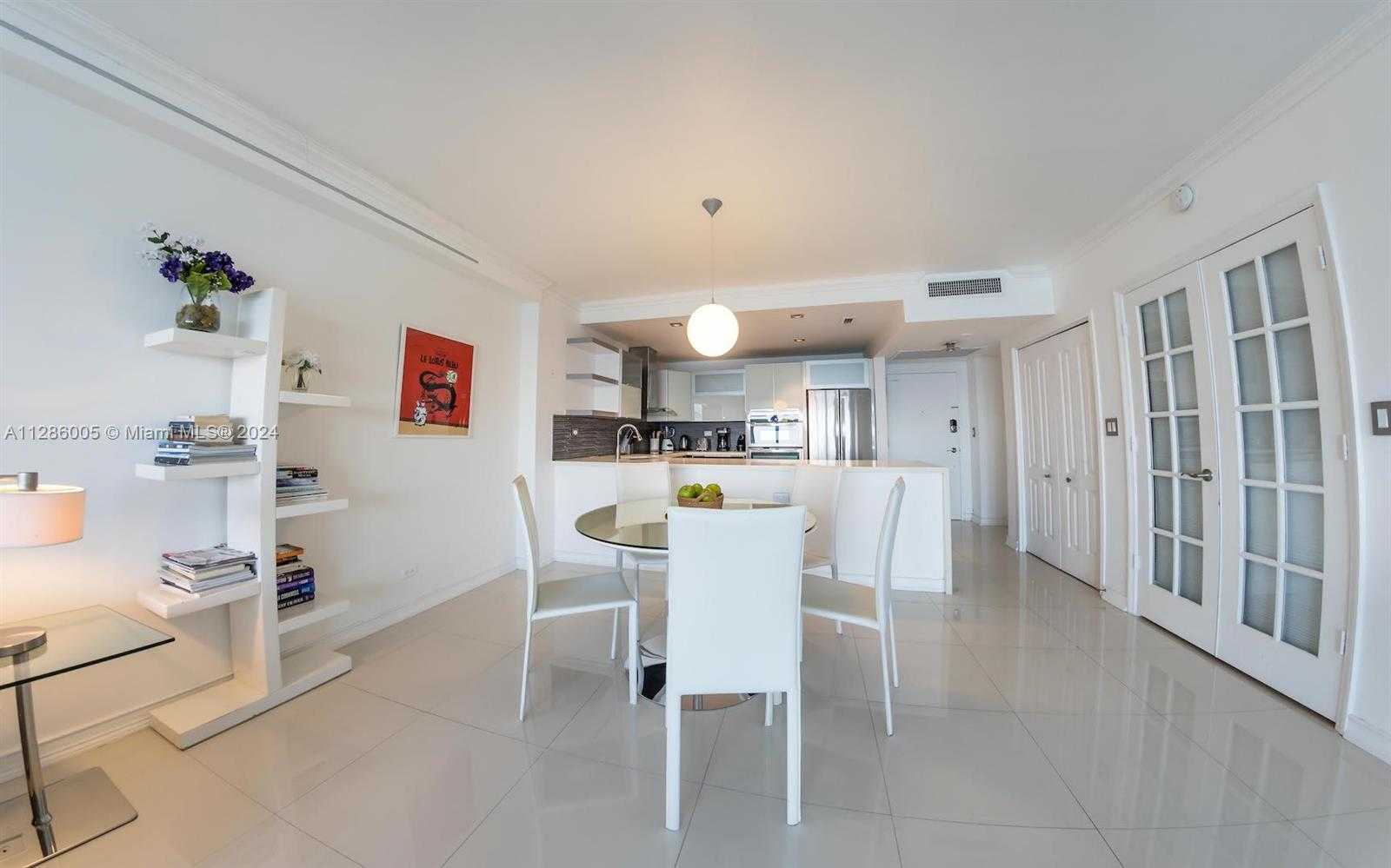 Small Image of 5601 COLLINS AVE #1206, Miami Beach Number 5