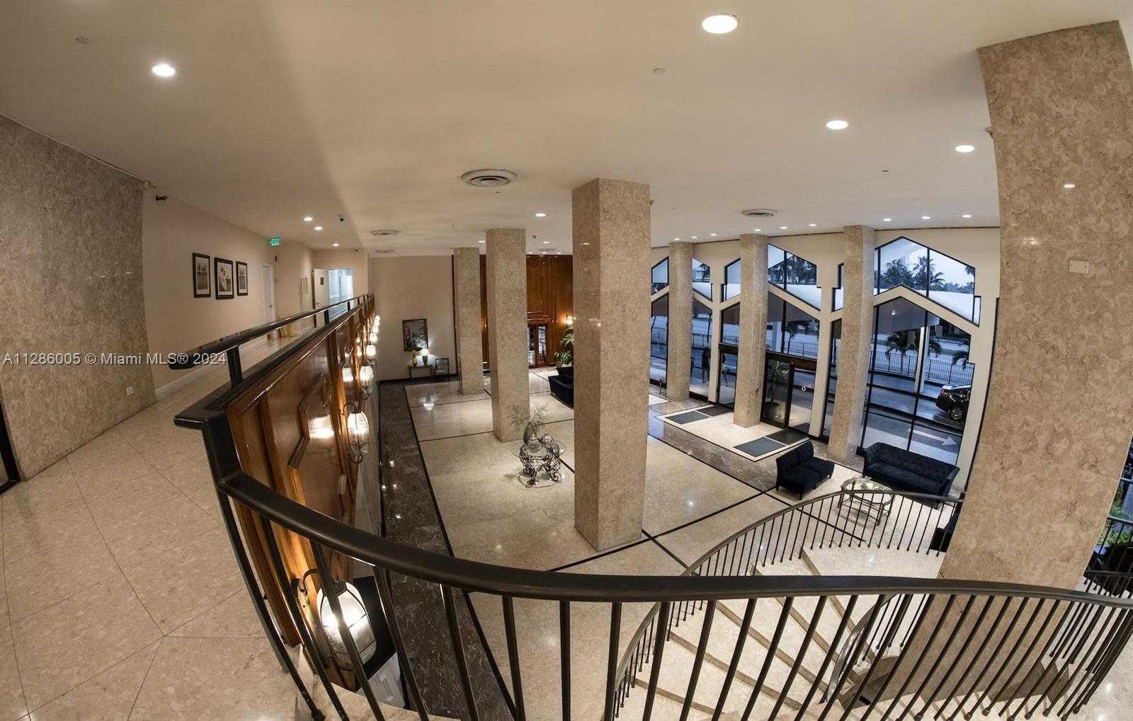 Small Image of 5601 COLLINS AVE #1206, Miami Beach Number 51