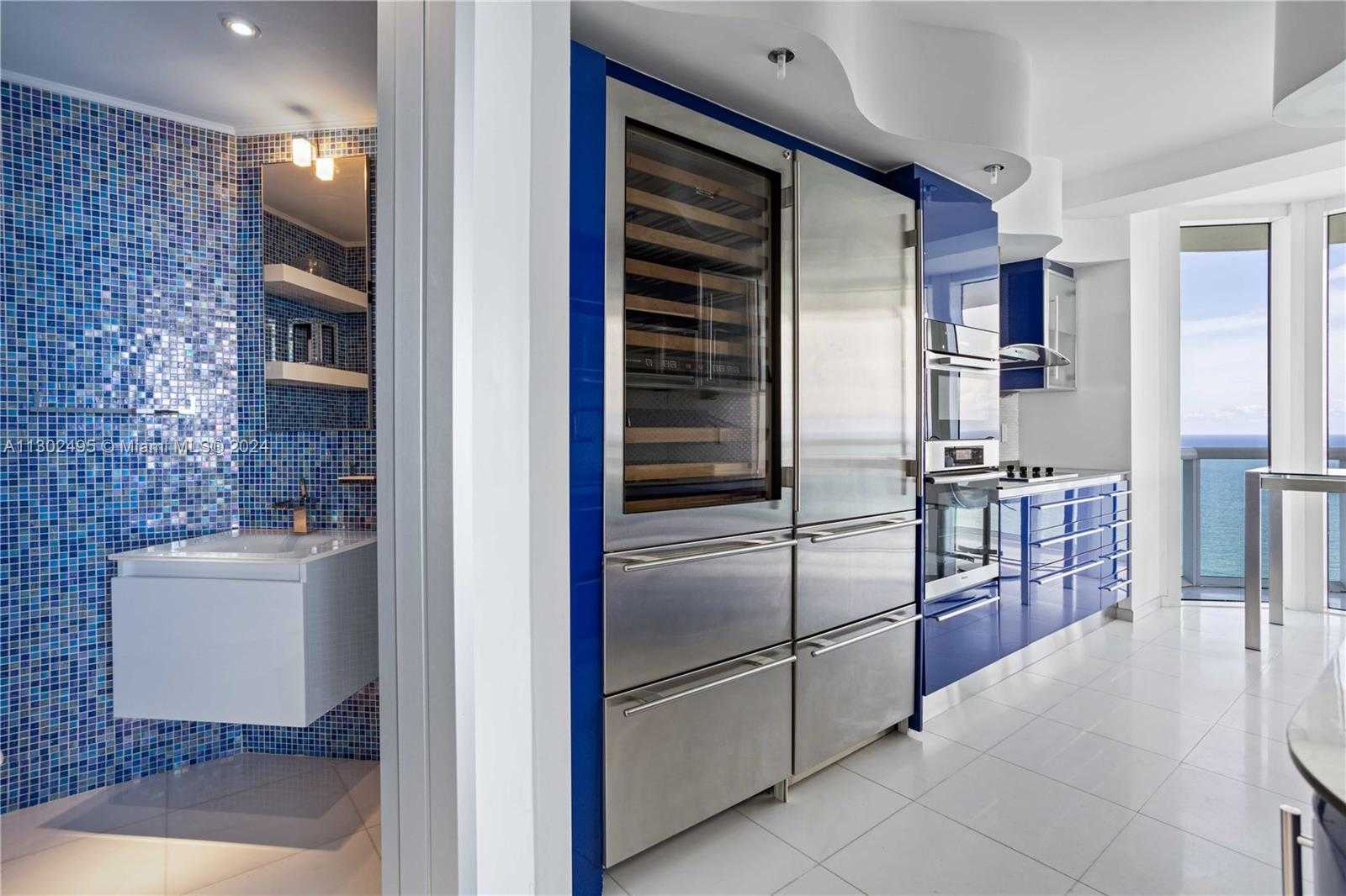 Small Image of 6365 COLLINS AVE #3803, Miami Beach Number 15